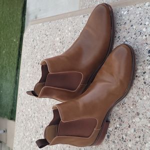 Mens 9 Med brown boots
